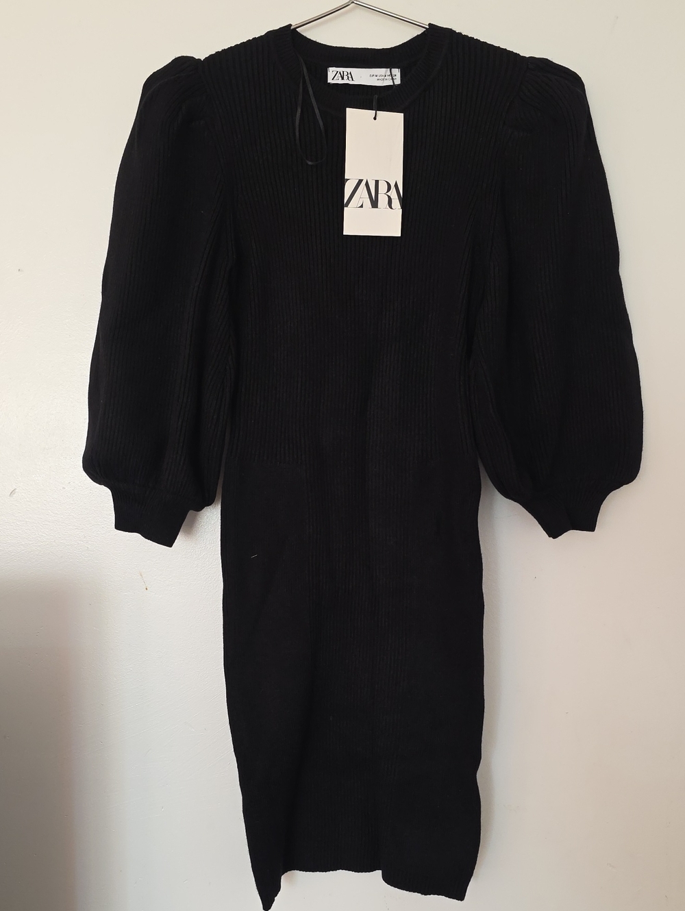 ZARA Black Ribbed Puff-Sleeve Knit Dress